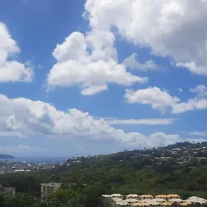 Appartement Super T3 Proche De Sans Vis-à-vis, Fort-de-France