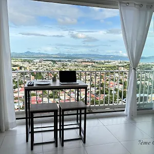 Appartement Bienvenue Au 7ème Ciel Dans Le Spacieux T3 !, Fort-de-France